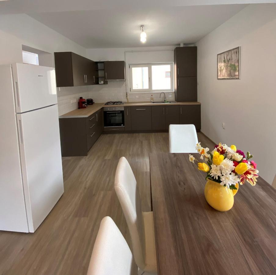 Fenyo Apartman House Ii. 奥多尔黑塞库耶斯克 外观 照片